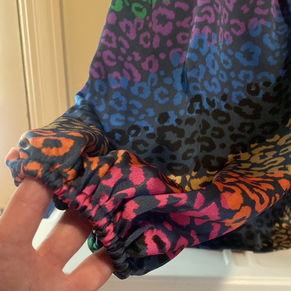Vilagallo Multicolored Animal Print Blouse - Picture 8 of 10